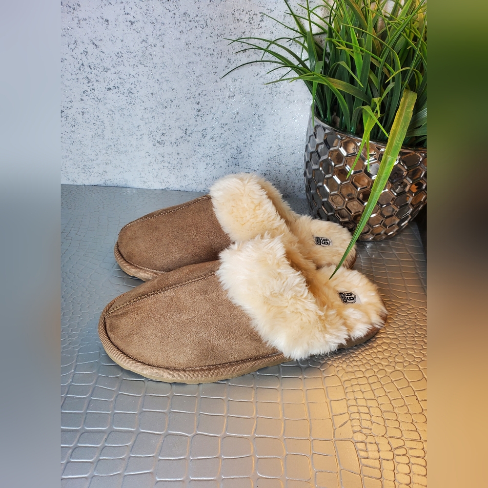 Route 66 NWOB Men's Suede Slippers with Faux Fur Lining Tan Size 7/8 - Picture 4 of 9